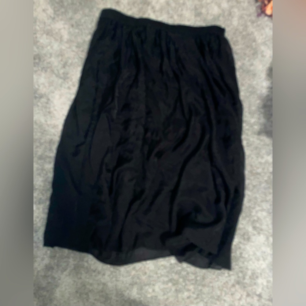 Flowy MIDI skirt from H&M